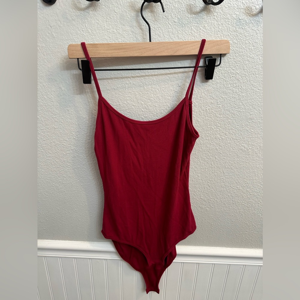 ⚡️(3/$15)Third Love Ribbed body Suit.  Dark Red color. Size L.